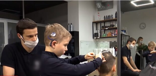 9-letni fryzjer zdjęcie: youtube