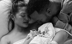 Znana para show-biznesu lada moment straciła dziecko. Modelka Chrissy Teigen poroniła