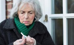 "Mój syn daje mi co miesiąc 4 tys. zł na moje potrzeby. A wszystko dlatego, że namówiłam go do ograniczenia pieniędzy synowej: Genialne, na prawdę"